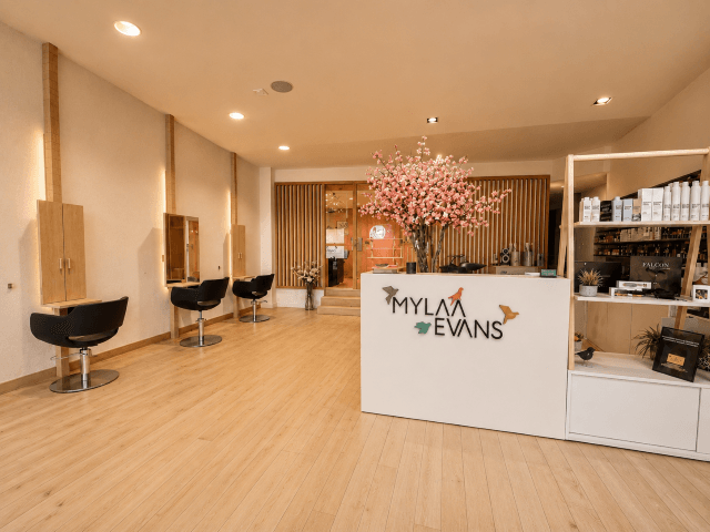 COIFFEUR_CLERMONT_FERRAND_MYLAA_EVANS salon_de_coiffure_mylaa_evans_clermont_ferrand