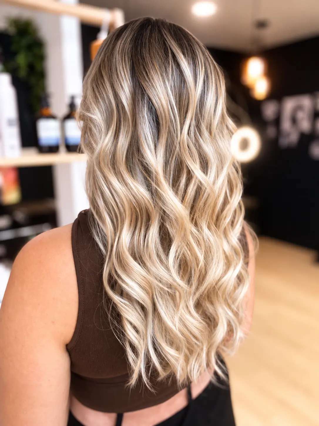 COIFFEUR COLORISTE CLERMONT FERRAND 8 MYLAAEVANS Blond froid nacré obtenu avec une patine