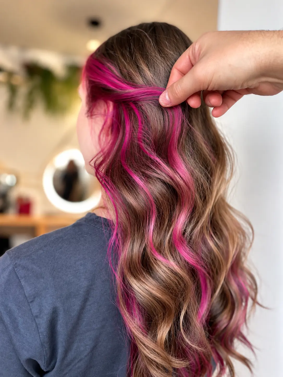 COIFFEUR COLORISTE CLERMONT FERRAND 5 MYLAAEVANS Rose : une touche de couleur assumée, réalisé chez Mylaa Evans